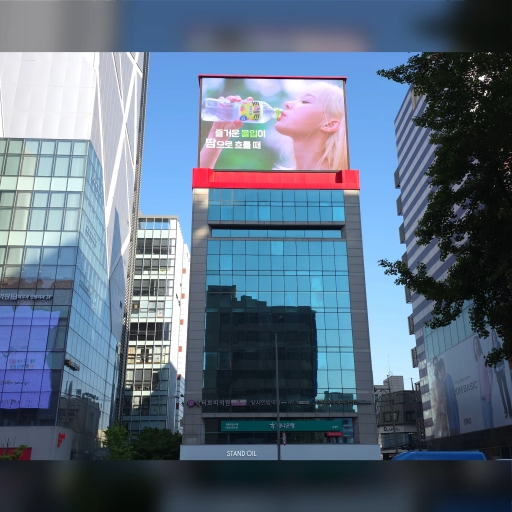 弘大オートファサード電光掲示板