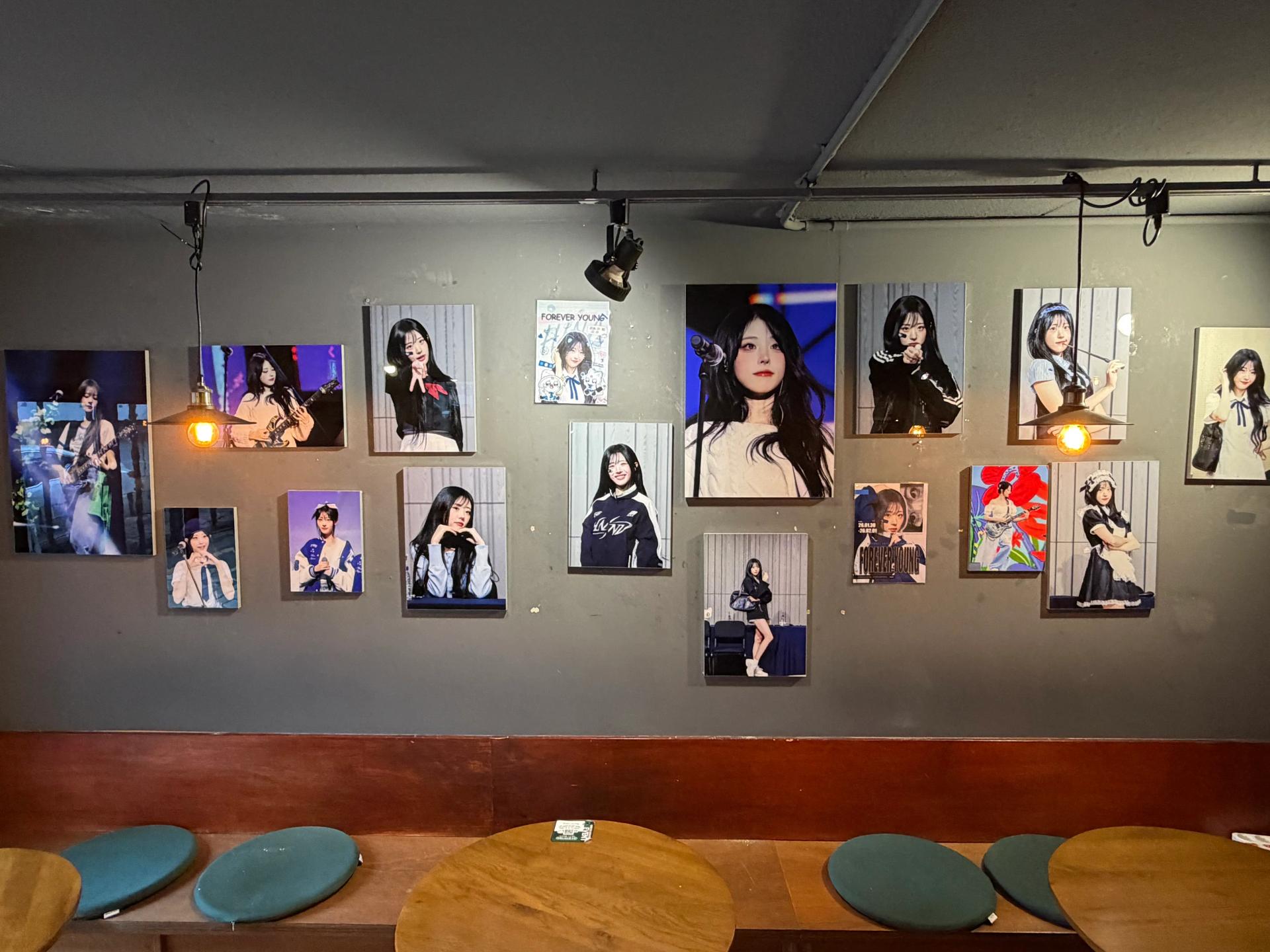 펠리칸카페 공간 이미지 11