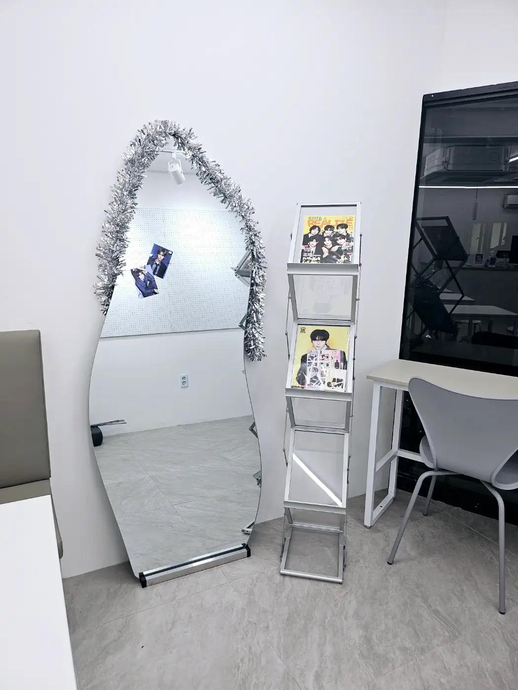 카페 루키 공간 이미지 2