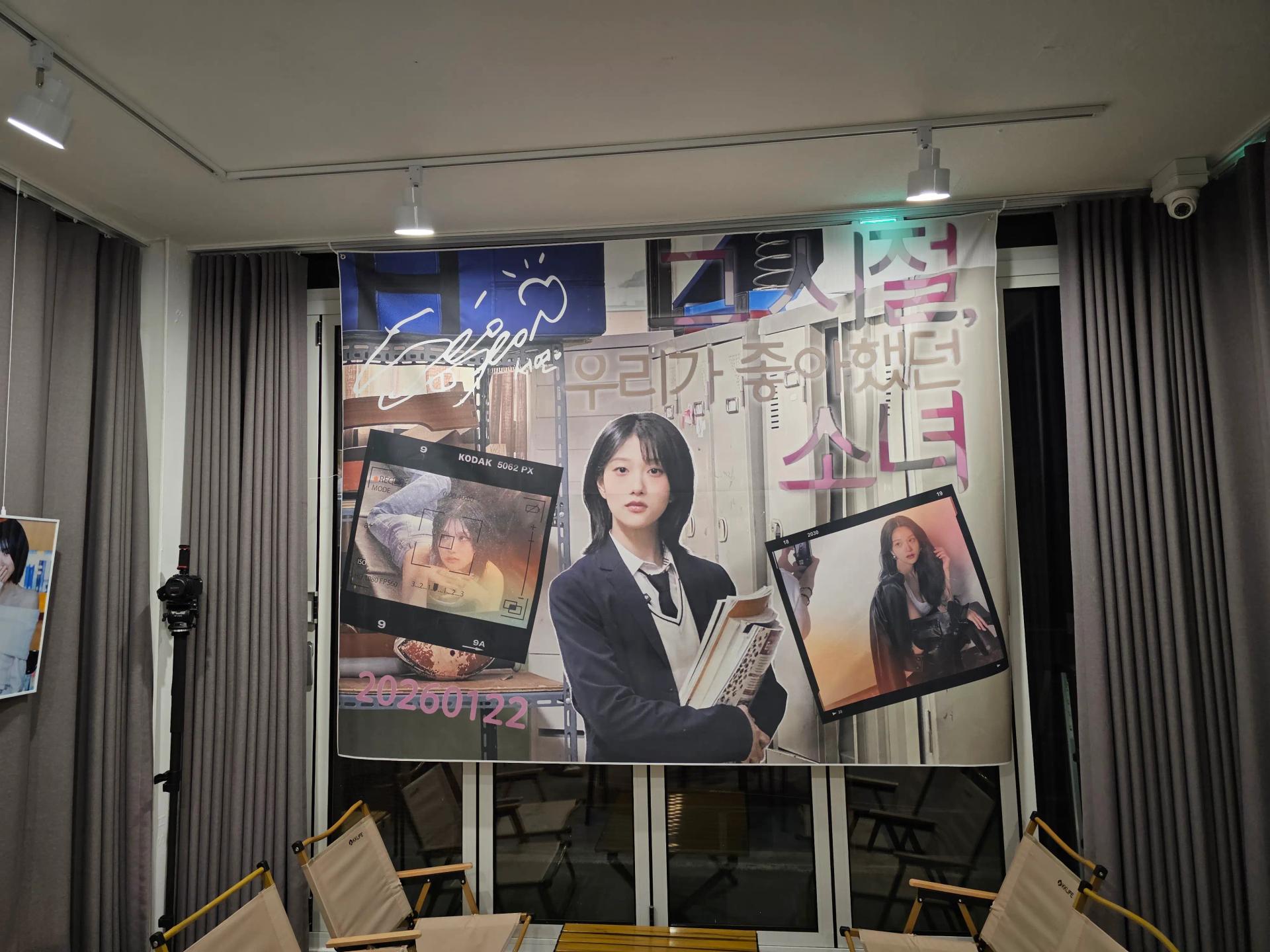 카페 클로버 홍대 공간 이미지 2