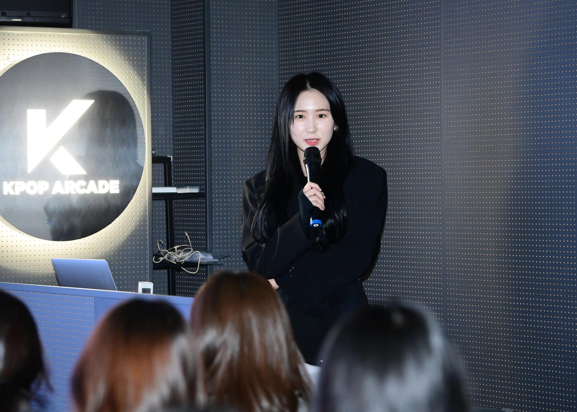 성수팝업 케이팝 아케이드 공간 이미지 15