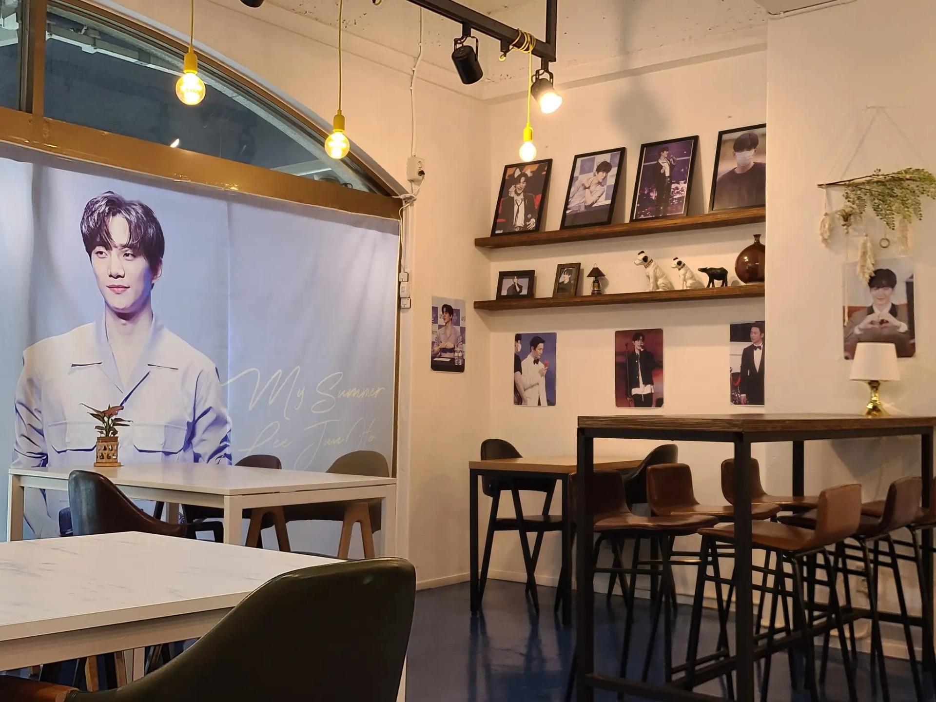 니나니노카페 공간 이미지 11